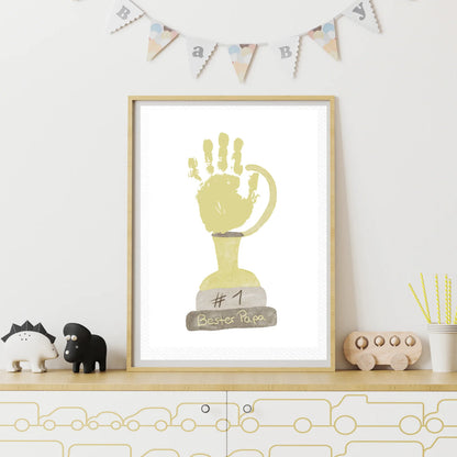Handabdruck-Poster „Pokal“ – Ein liebevolles DIY-Geschenk zum Vatertag