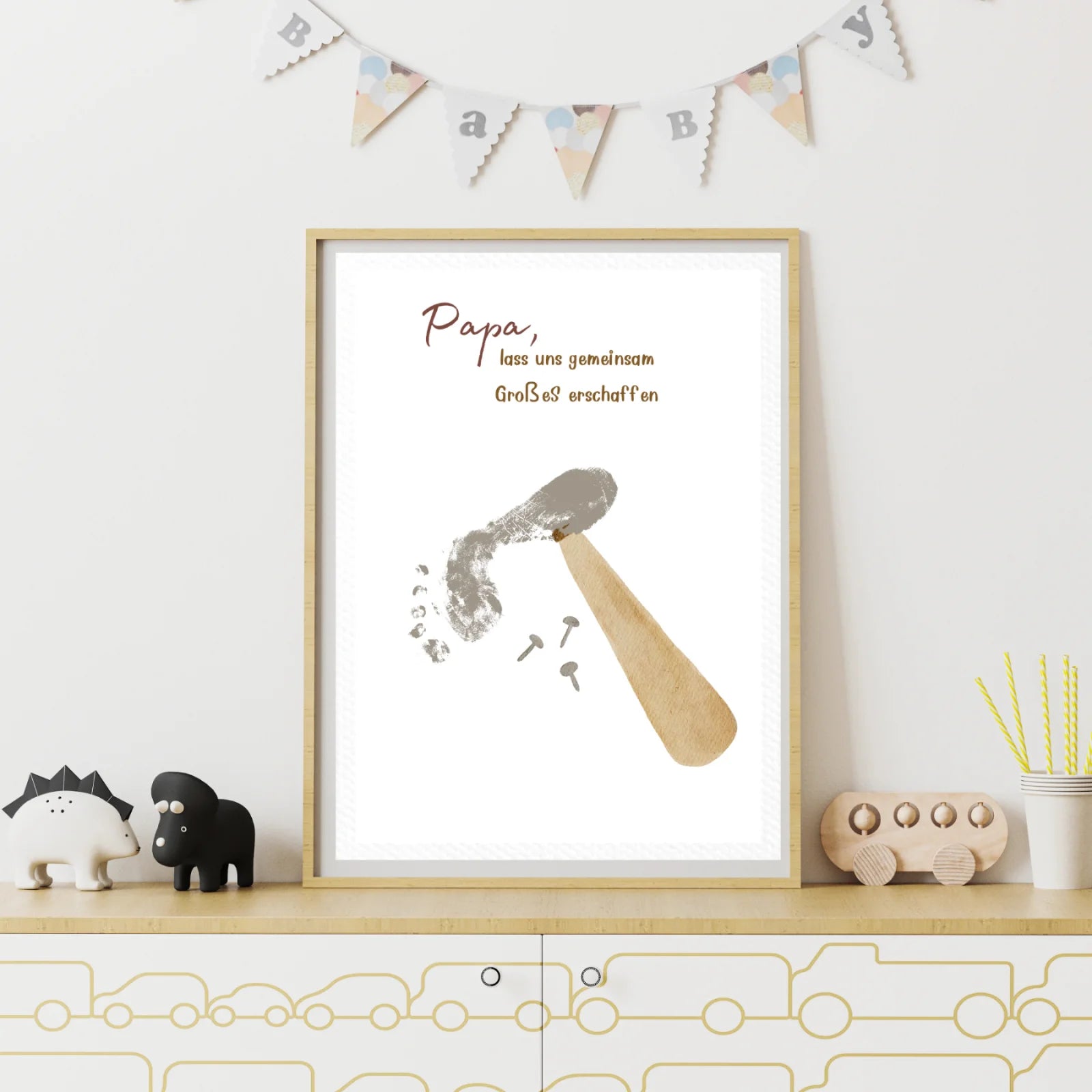 Fußabdruck-Poster „Hammer“ – Ein kreatives DIY-Geschenk für Papa, pdf zum Herunterladen