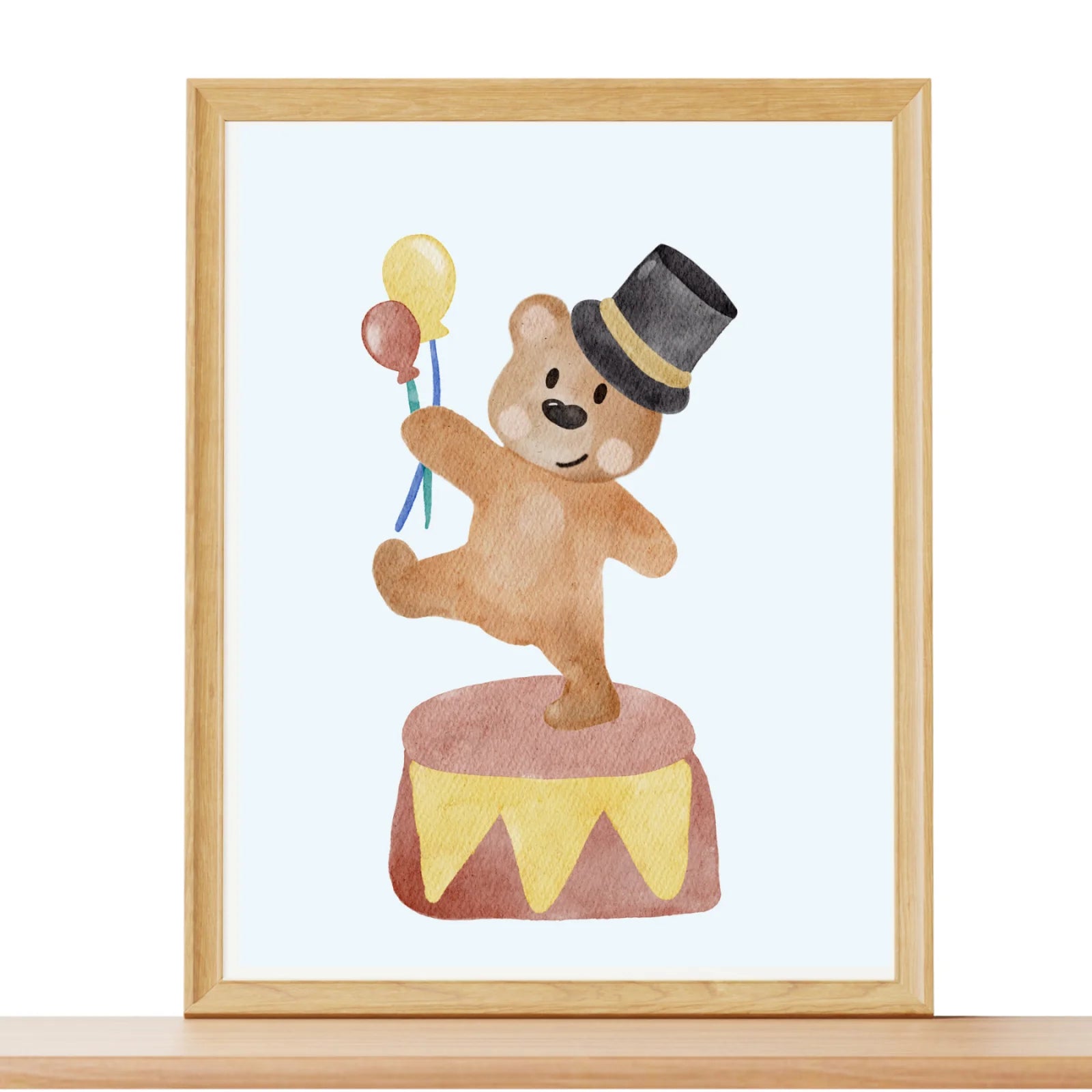 Zirkus Poster Bär auf Podest – Kinderzimmer Poster mit Zirkusmotiv A4