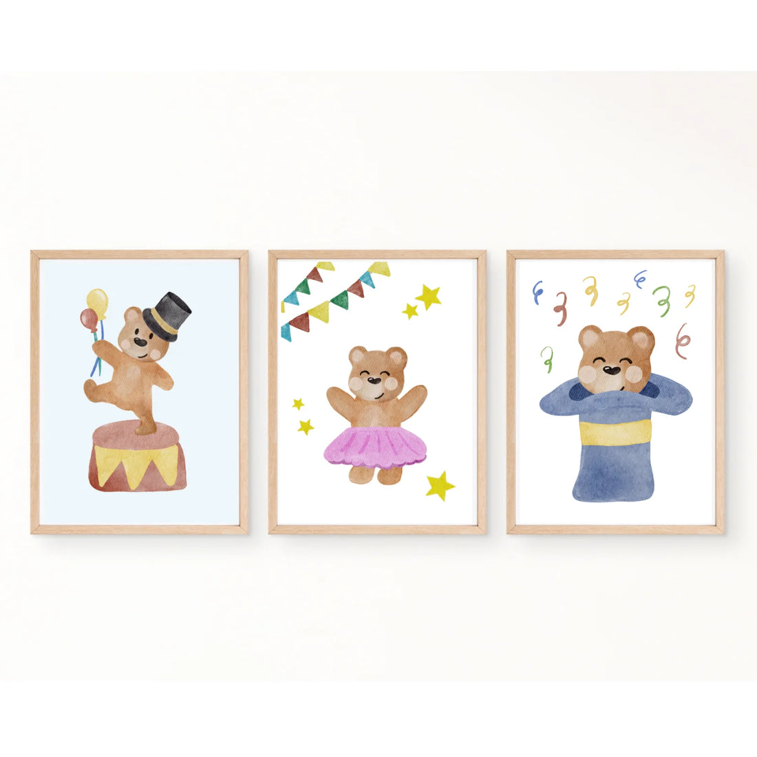 Zirkus Poster Set „Bärenfreunde“ – Kinderzimmer Deko im Zirkus Stil (3er Set)