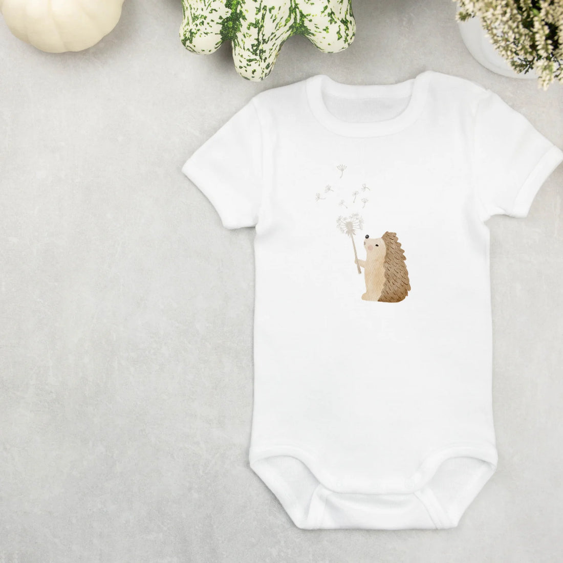 Bügelbild Igel mit Pusteblume – ideal für kleine Waldtierfreunde